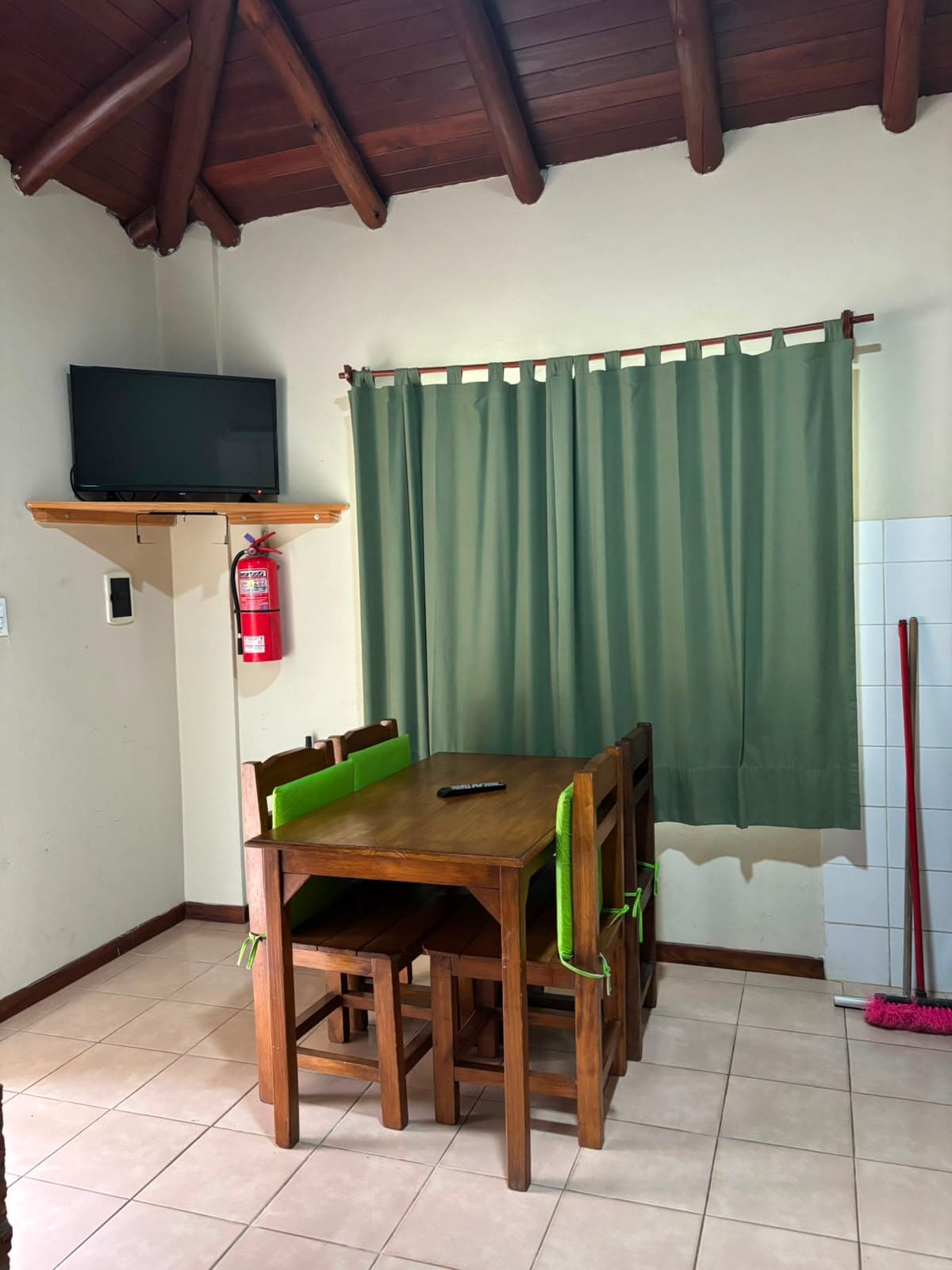 Cabaña de 1 habitación en Villa Artalaz, Colón, Entre Ríos — foto 3